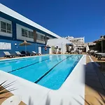 Cel Blau Santa Eularia des Riu