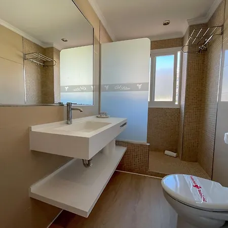 Cel Blau Apartment *