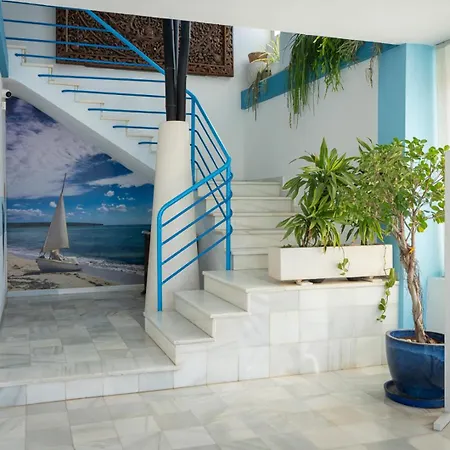 Cel Blau Santa Eularia des Riu