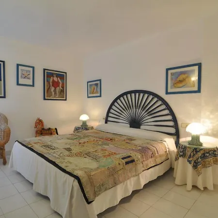 Cel Blau Apartment *