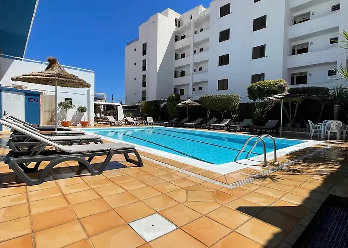 席尔布劳公寓酒店 *