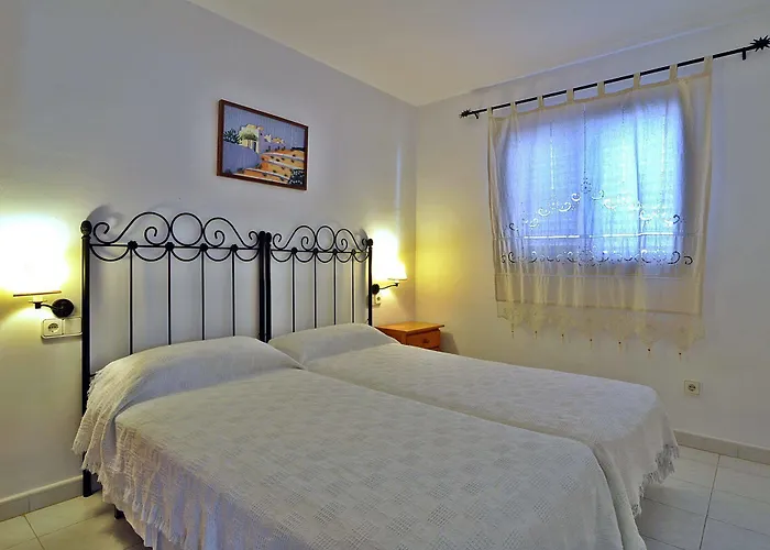 席尔布劳公寓酒店 * 圣埃乌拉利亚